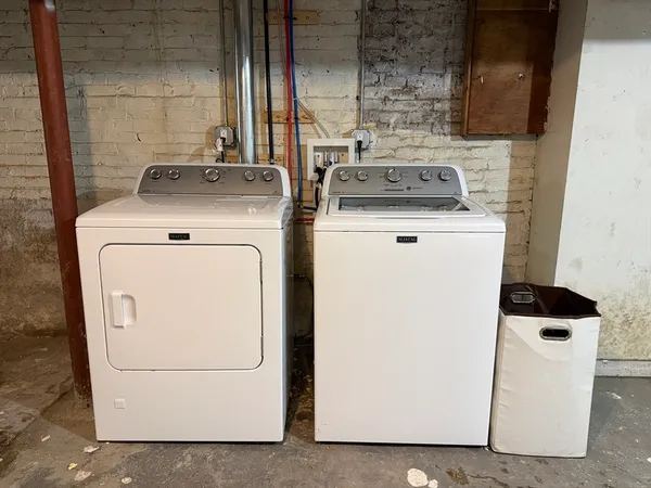 $3,500 | 172 Auburn Street, Unit 2, Cambridge, MA 02139