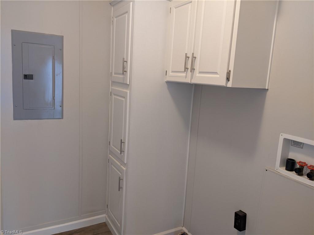 2215 Basil Holt Road Burlington, NC 27217 - Photo 9 of 23 Gallery Image 9