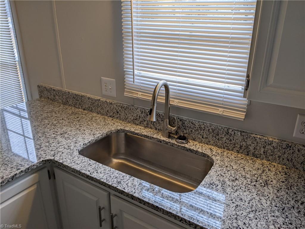 2215 Basil Holt Road Burlington, NC 27217 - Photo 10 of 23 Gallery Image 10