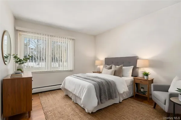 $1,295,000 | 890 Thompson Drive, Bay Shore, NY 11706