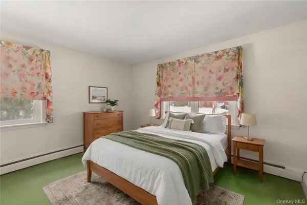 $1,295,000 | 890 Thompson Drive, Bay Shore, NY 11706