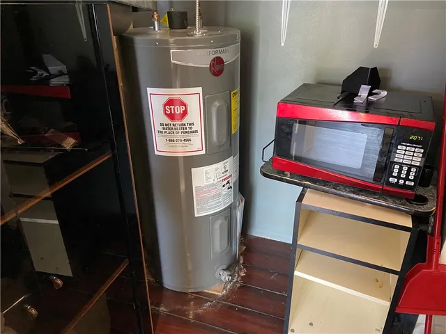 $360,000 | 512 Pine Street, Unit C3, Providence, RI 02907