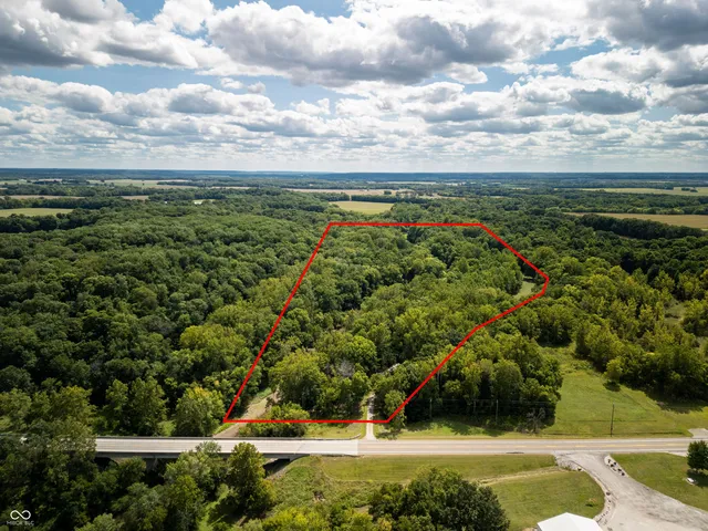 $250,000 | 2705 West State Road 234, Kingman, IN 47952