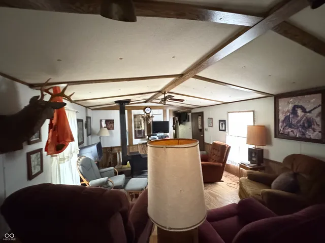 $250,000 | 2705 West State Road 234, Kingman, IN 47952