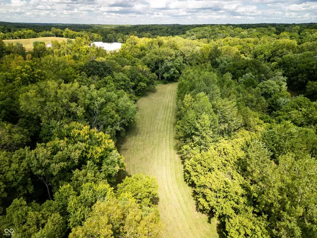 $250,000 | 2705 West State Road 234, Kingman, IN 47952