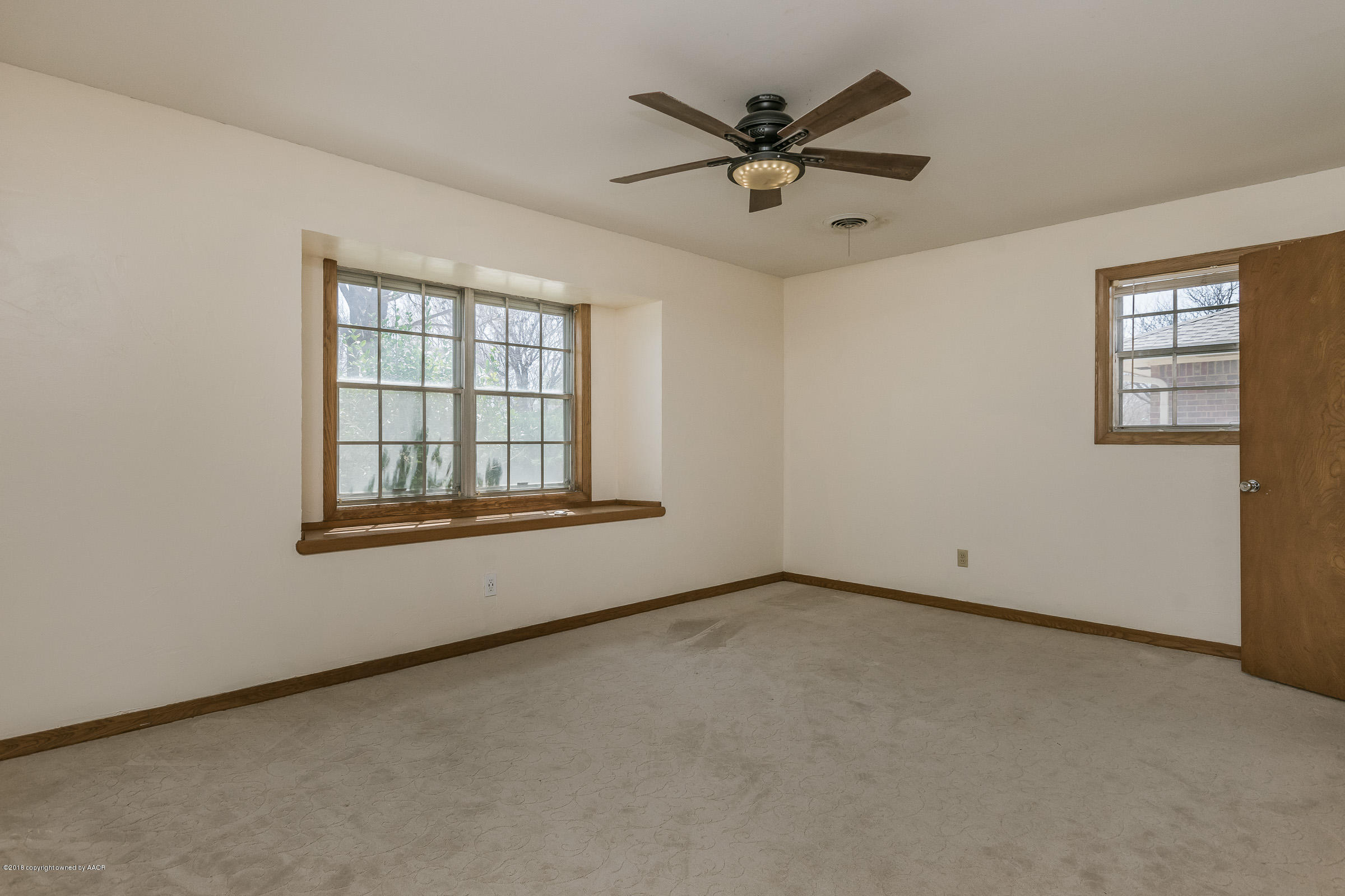 6212 Elmhurst Road Amarillo, TX 79106 - Photo 16 of 33 Master Bedroom_
