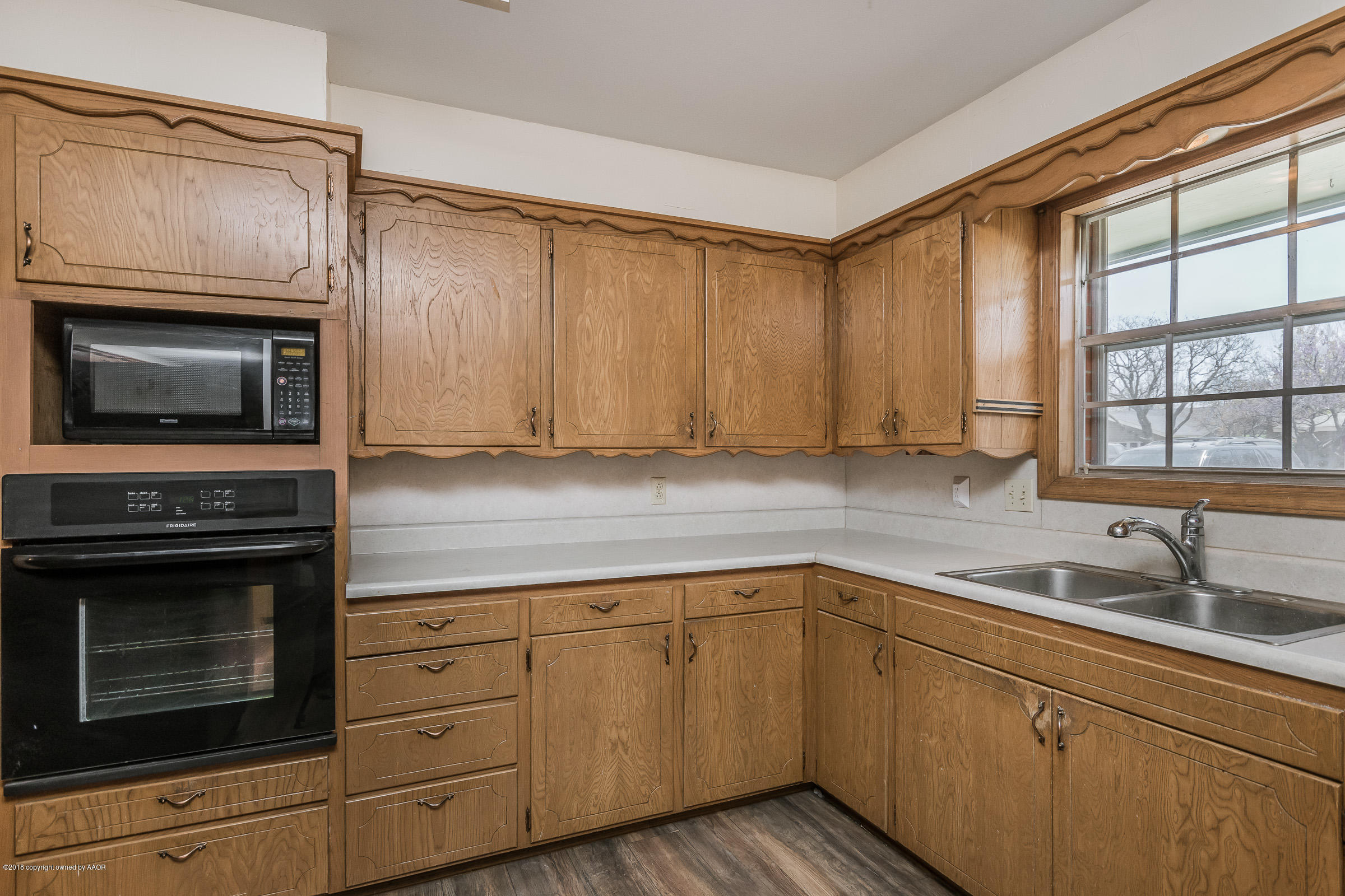 6212 Elmhurst Road Amarillo, TX 79106 - Photo 9 of 33 Kitchen_-2