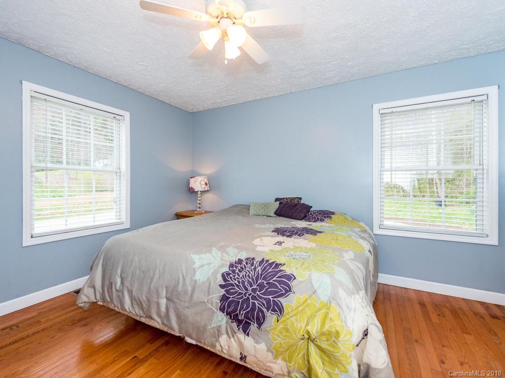 202 Morgan Cove Road Candler, NC 28715 - Photo 14 of 22 Gallery Image 14