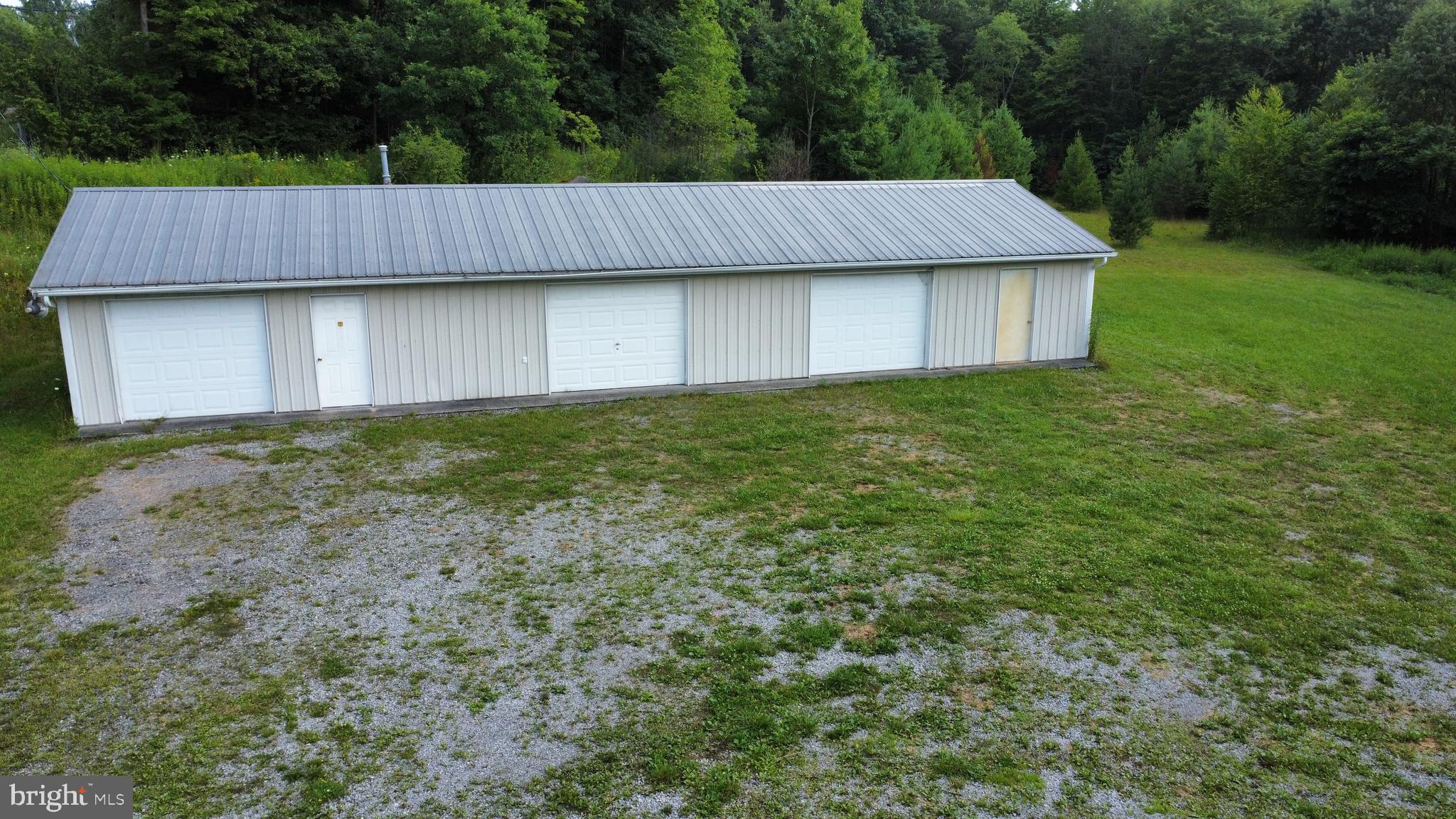 926 Hutton Road Oakland, MD 21550 - Photo 8 of 10 Gallery Image 8