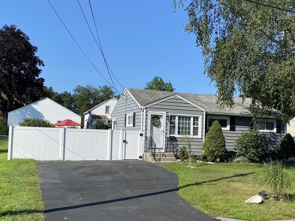 58 Steuben Street Springfield, MA 01151 - Photo 1 of 42 Gallery Image 1
