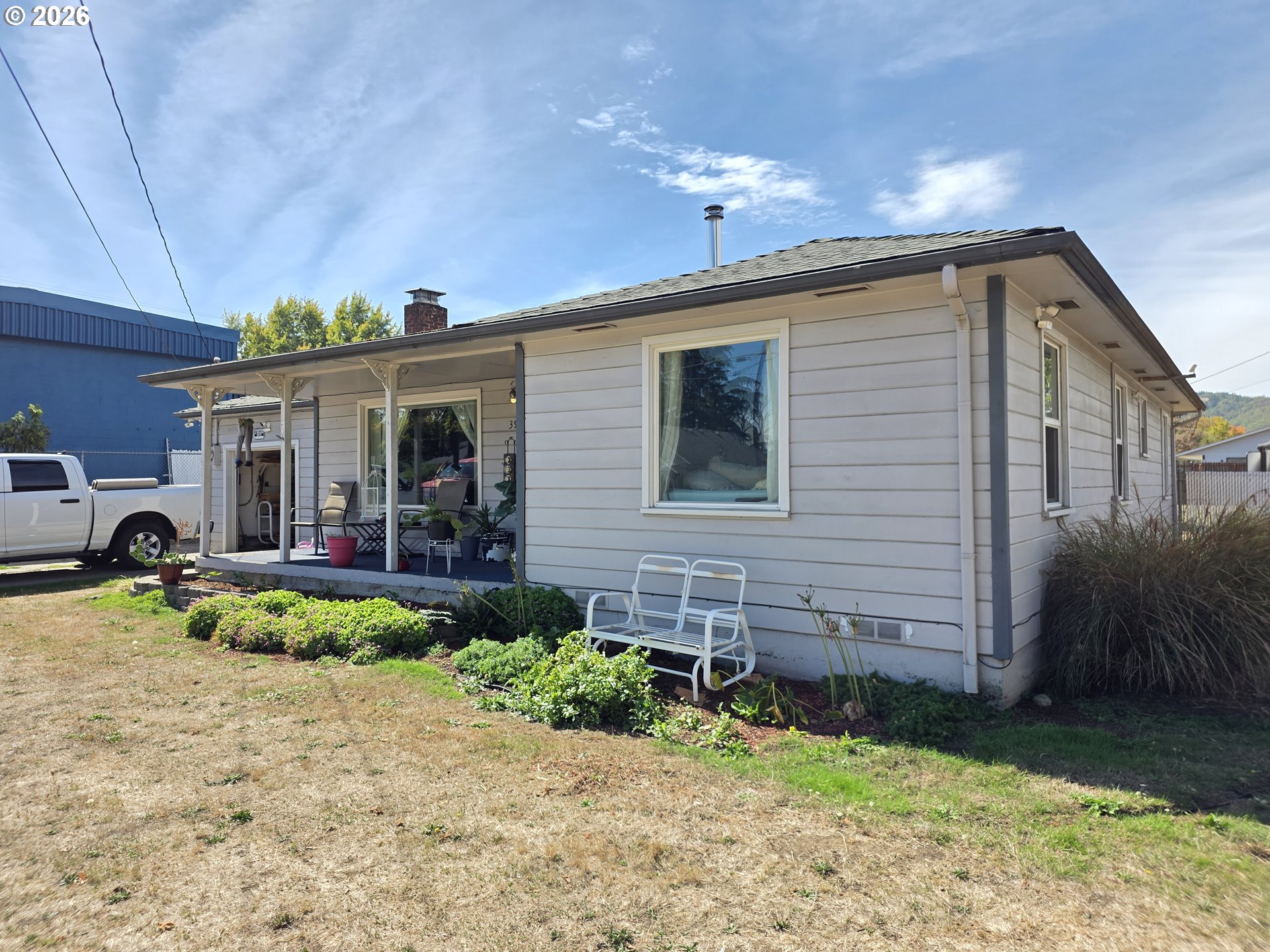 3974 Carnes Road Roseburg, OR 97471 - Photo 4 of 45 Gallery Image 4