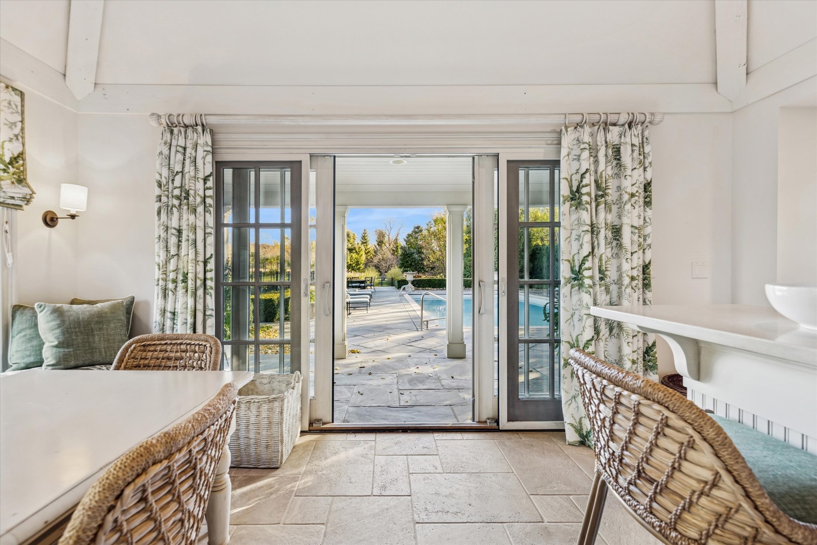 2450 Persimmon Drive St. Charles, IL 60174 - Photo 49 of 111