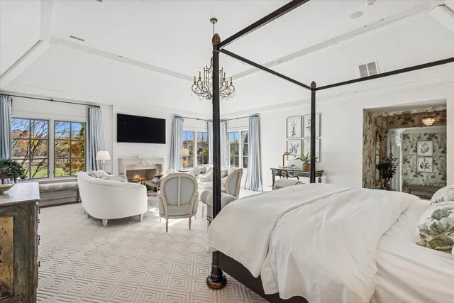 $4,950,000 | 2450 Persimmon Drive, St. Charles, IL 60174