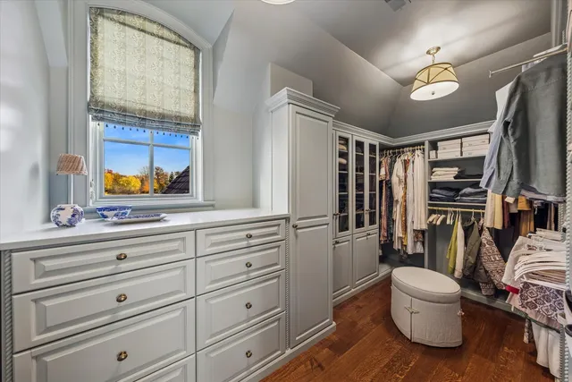 $4,950,000 | 2450 Persimmon Drive, St. Charles, IL 60174