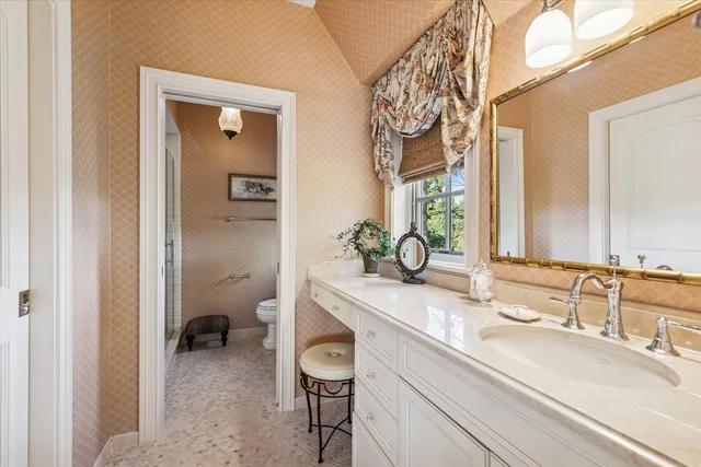 $4,950,000 | 2450 Persimmon Drive, St. Charles, IL 60174