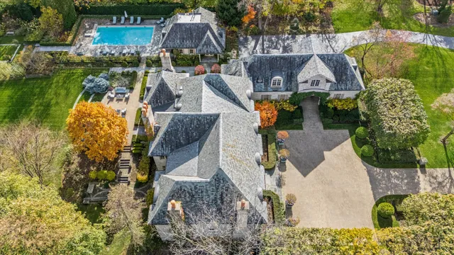 $4,950,000 | 2450 Persimmon Drive, St. Charles, IL 60174