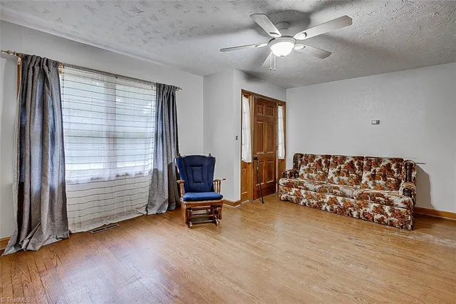 $399,900 | 4142 Sadie Road, Seagrove, NC 27341