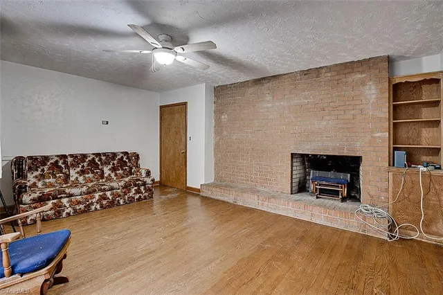 $399,900 | 4142 Sadie Road, Seagrove, NC 27341