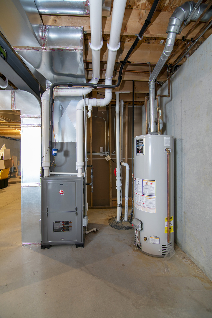 489 Cardinal Drive Manteno, IL 60950 - Photo 30 of 38 a view of storage and utility room