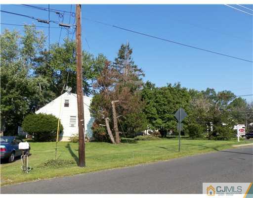 2 Farmhaven Avenue Edison, NJ 08820 - Photo 5 of 15 Gallery Image 5