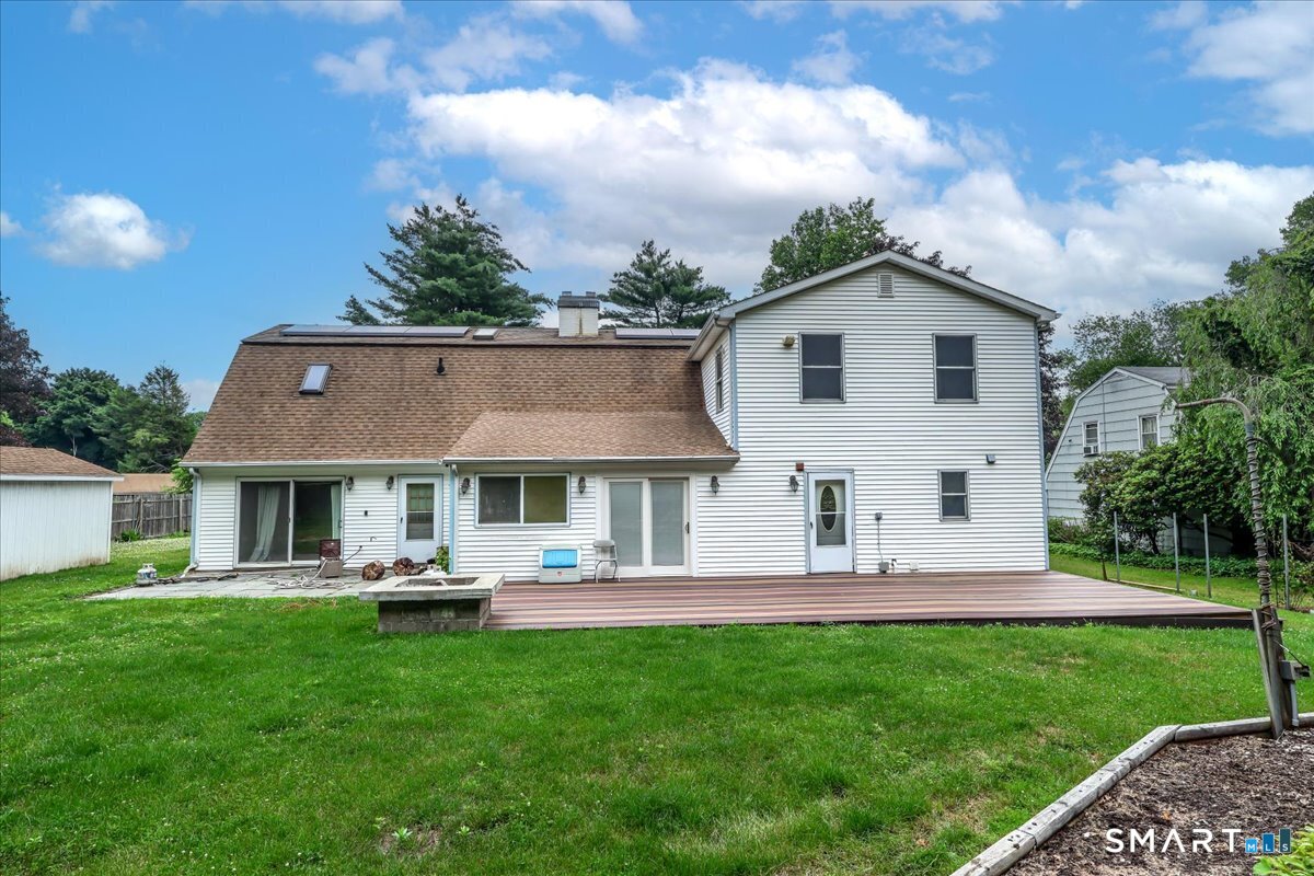 6 Caye Road Danbury, CT 06811 - Photo 7 of 32