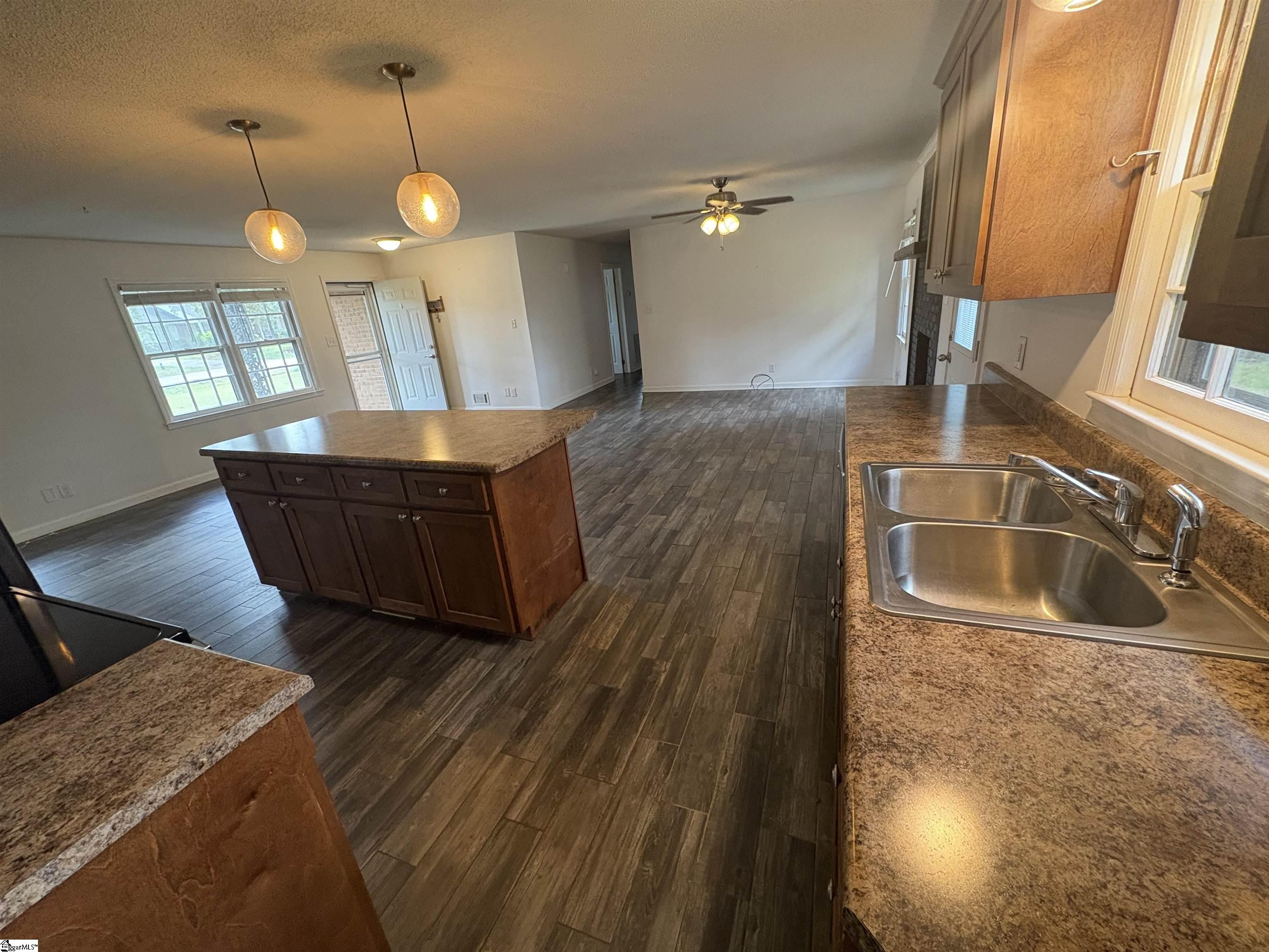 3036 Elmhurst Drive Boiling Springs, SC 29316 - Photo 7 of 33