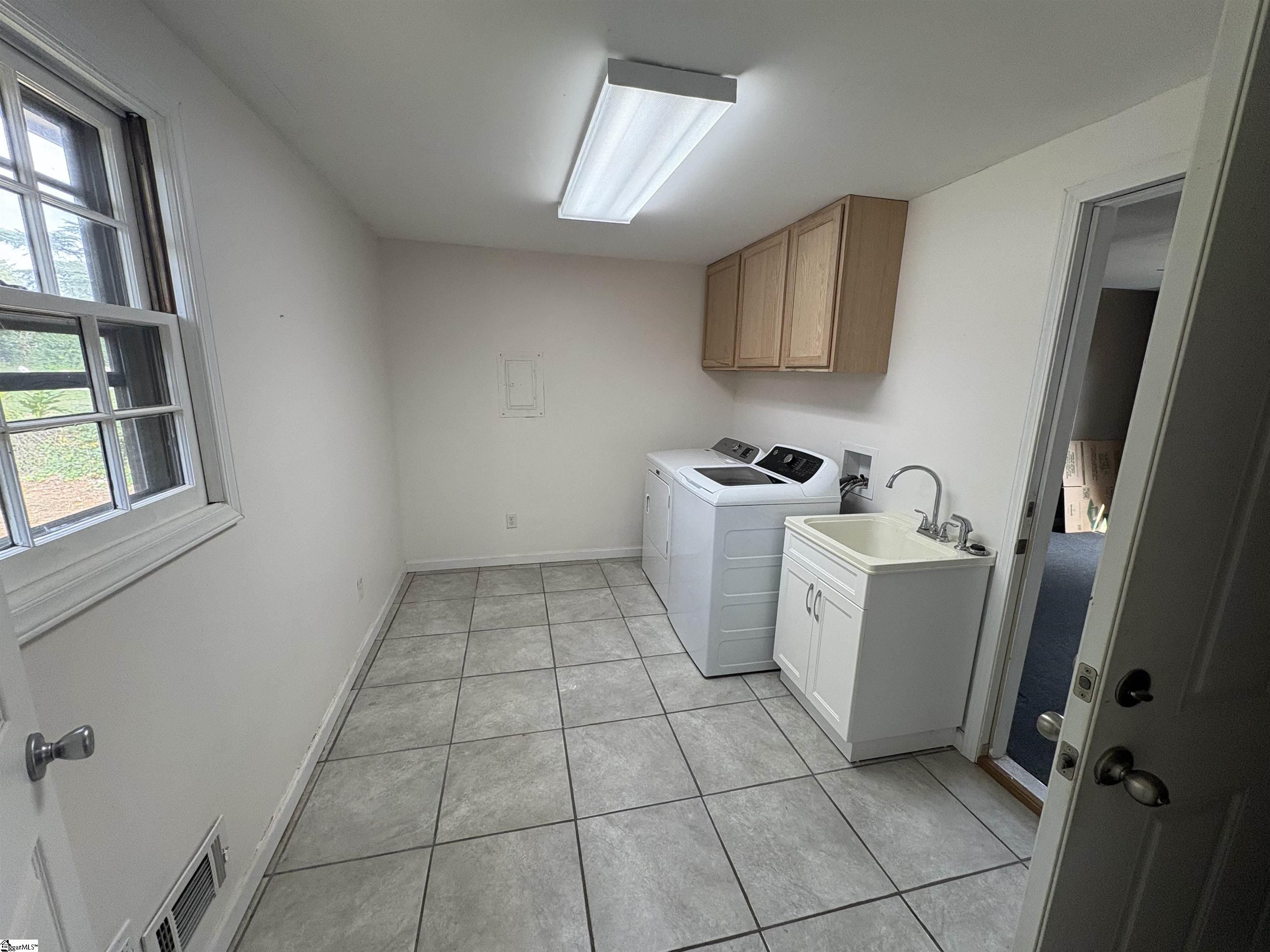 3036 Elmhurst Drive Boiling Springs, SC 29316 - Photo 8 of 33