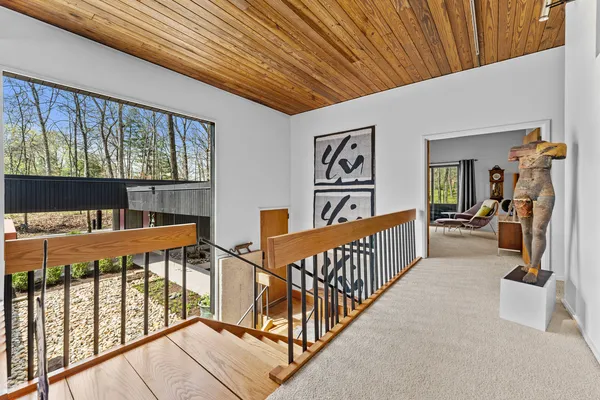 $350,000 | 23 Wildwood Drive, Mount Vernon, IL 62864