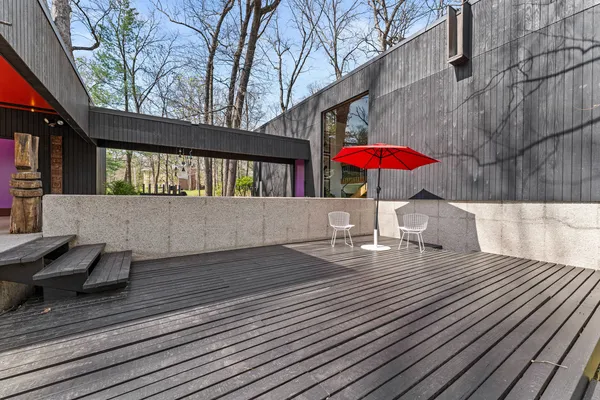 $350,000 | 23 Wildwood Drive, Mount Vernon, IL 62864
