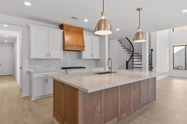 $699,990 | 2302 Sarah Drive, Rockwall, TX 75087