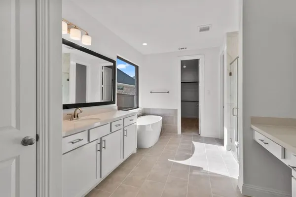 $699,990 | 2302 Sarah Drive, Rockwall, TX 75087