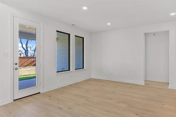 $699,990 | 2302 Sarah Drive, Rockwall, TX 75087