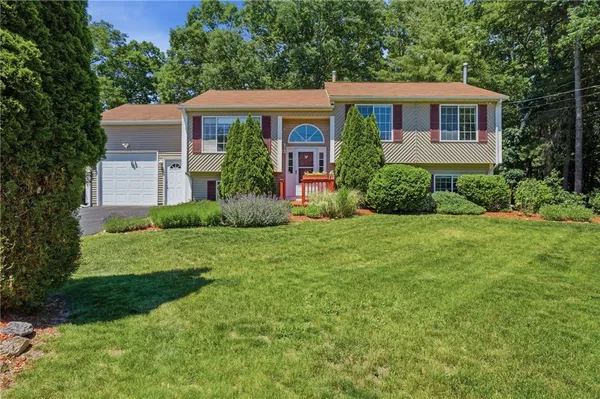 $550,000 | 26 King Street, Coventry, RI 02816