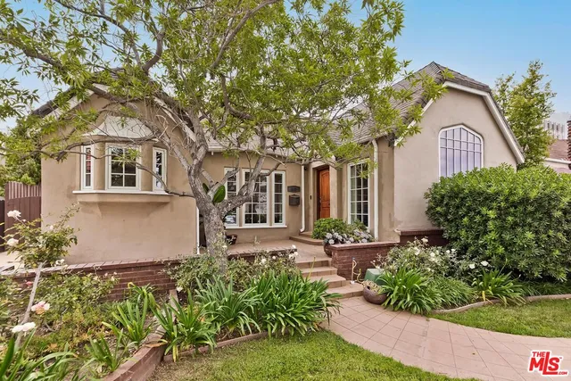 $2,195,000 | 829 South Mullen Avenue, Los Angeles, CA 90005