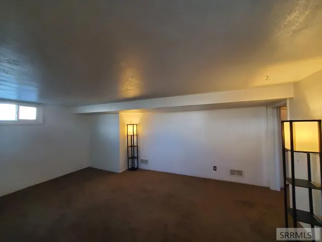 $325,000 | 242 Gladstone Street, Idaho Falls, ID 83401