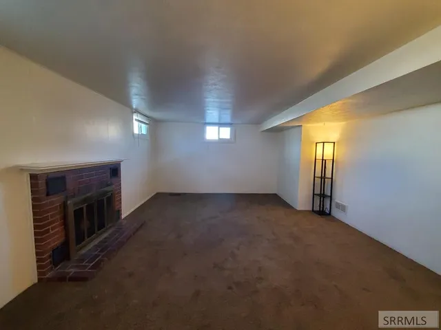 $325,000 | 242 Gladstone Street, Idaho Falls, ID 83401