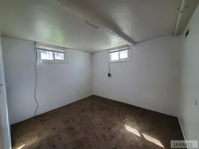 $325,000 | 242 Gladstone Street, Idaho Falls, ID 83401