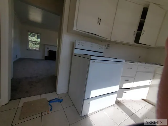 $325,000 | 242 Gladstone Street, Idaho Falls, ID 83401