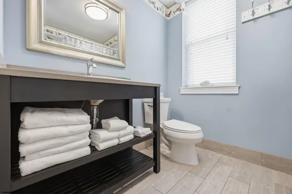 $319,900 | 719 East 11th Street, Unit 410, Ocean City, NJ 08226