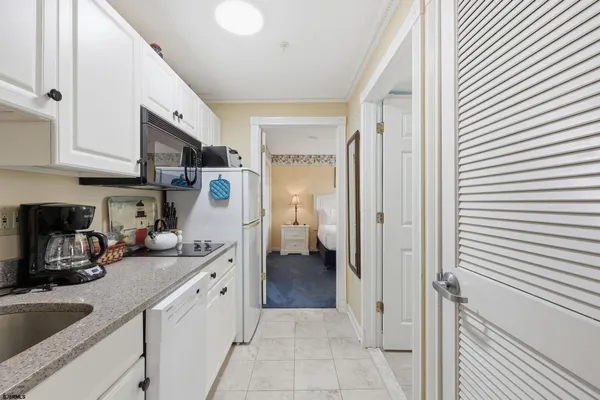 $319,900 | 719 East 11th Street, Unit 410, Ocean City, NJ 08226
