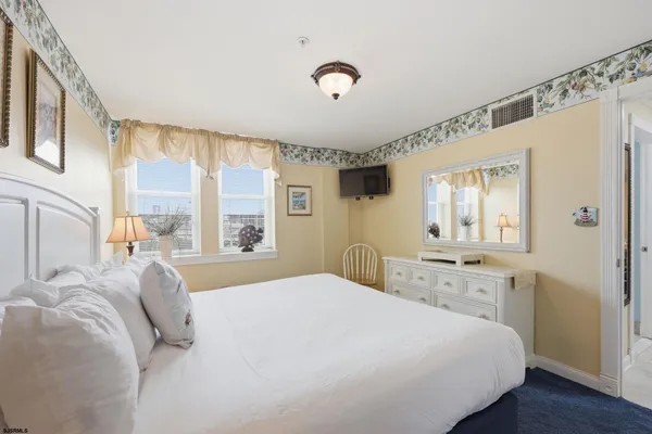 $319,900 | 719 East 11th Street, Unit 410, Ocean City, NJ 08226