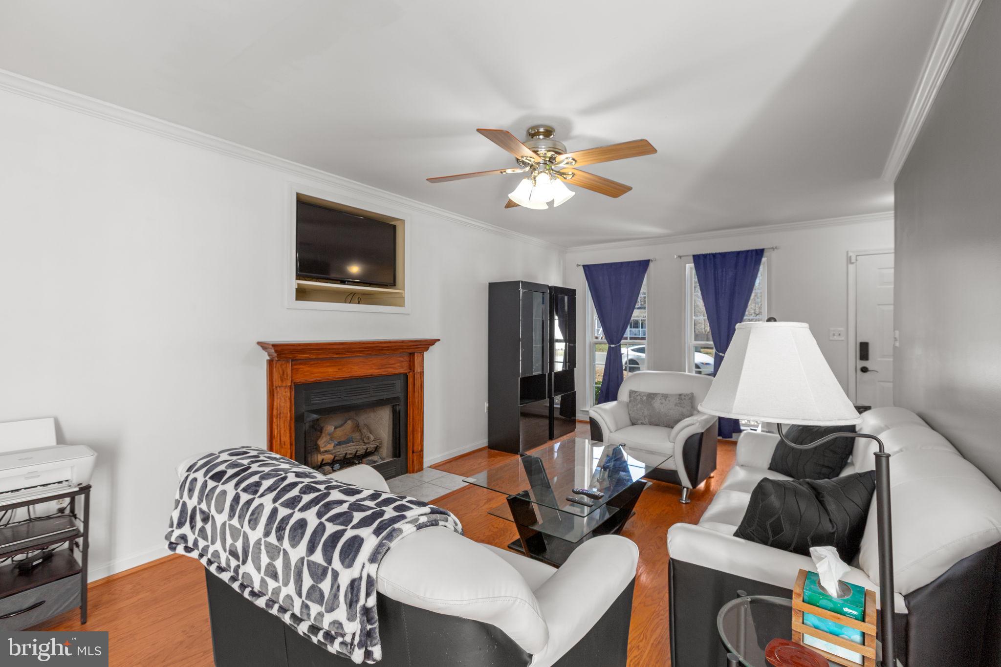 3421 Lancaster Ring Road Fredericksburg, VA 22408 - Photo 9 of 45 Living gas fireplace