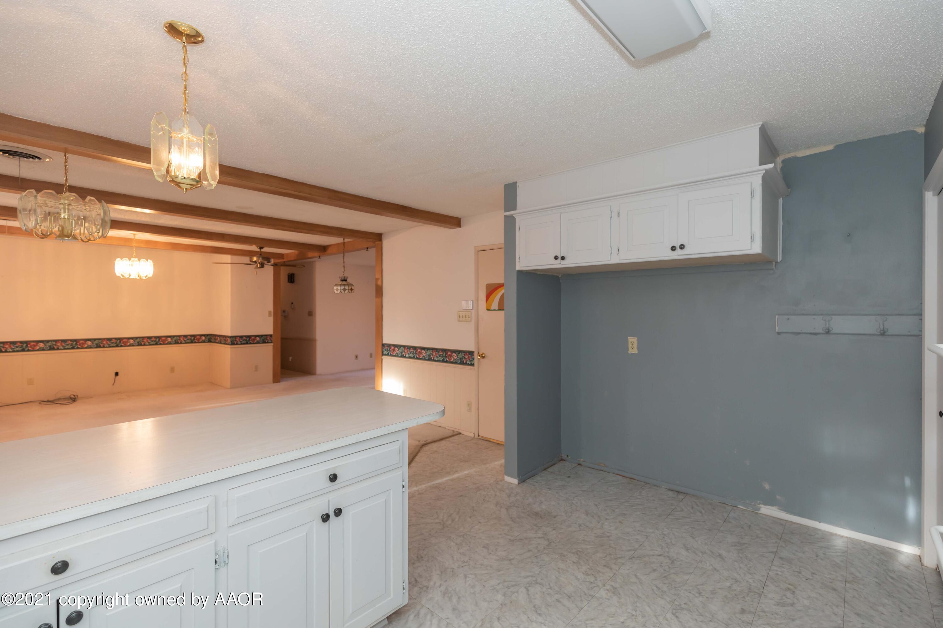 5103 Shield Drive Amarillo, TX 79110 - Photo 12 of 35 KITCHEN VIEW 5