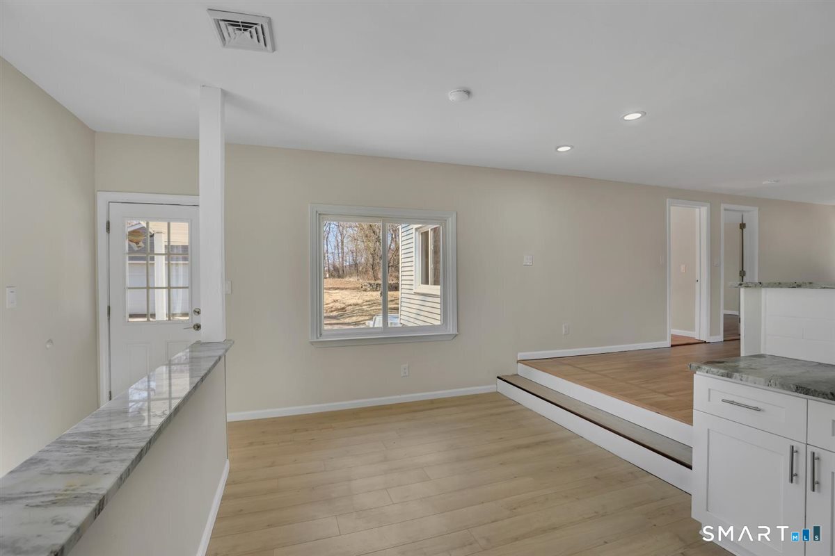 822 Slater Road New Britain, CT 06053 - Photo 14 of 33