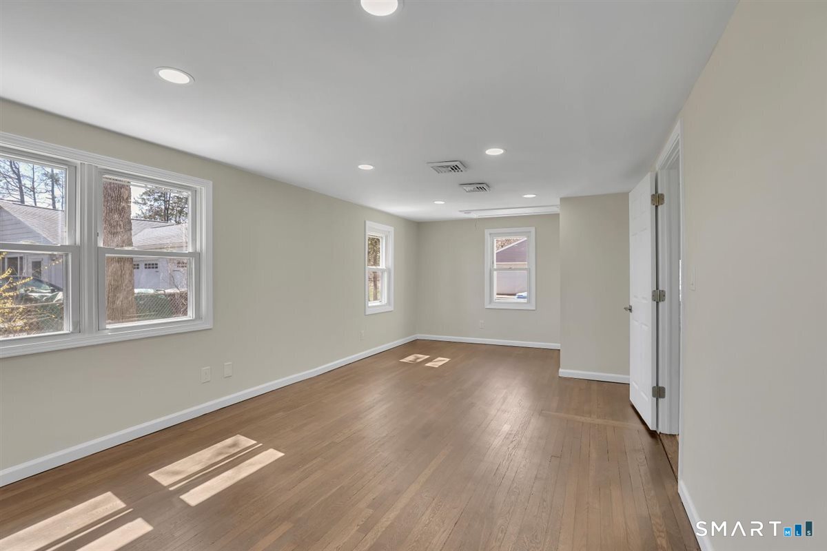 822 Slater Road New Britain, CT 06053 - Photo 17 of 33