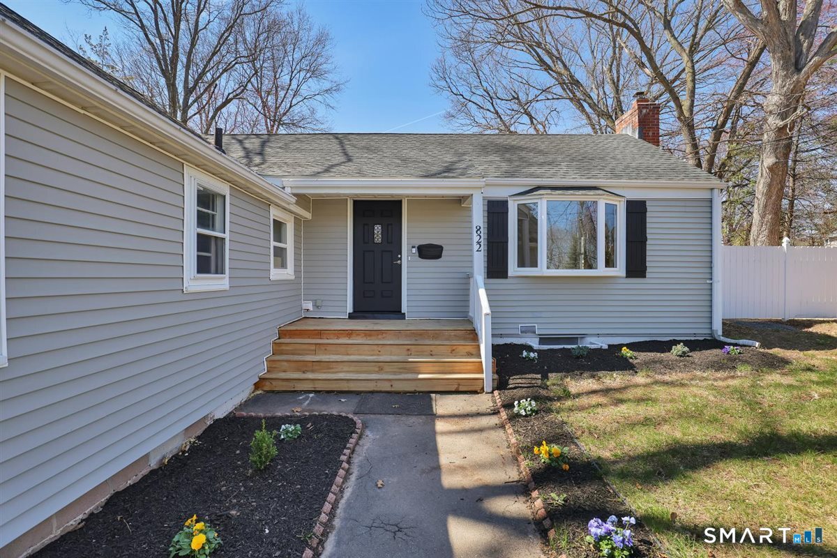 822 Slater Road New Britain, CT 06053 - Photo 5 of 33