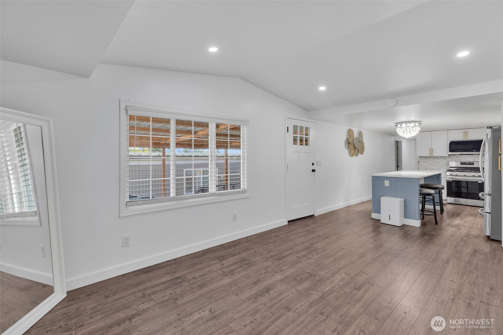 23708 Locust Way, Unit 23 Bothell, WA 98021 - Photo 5 of 19