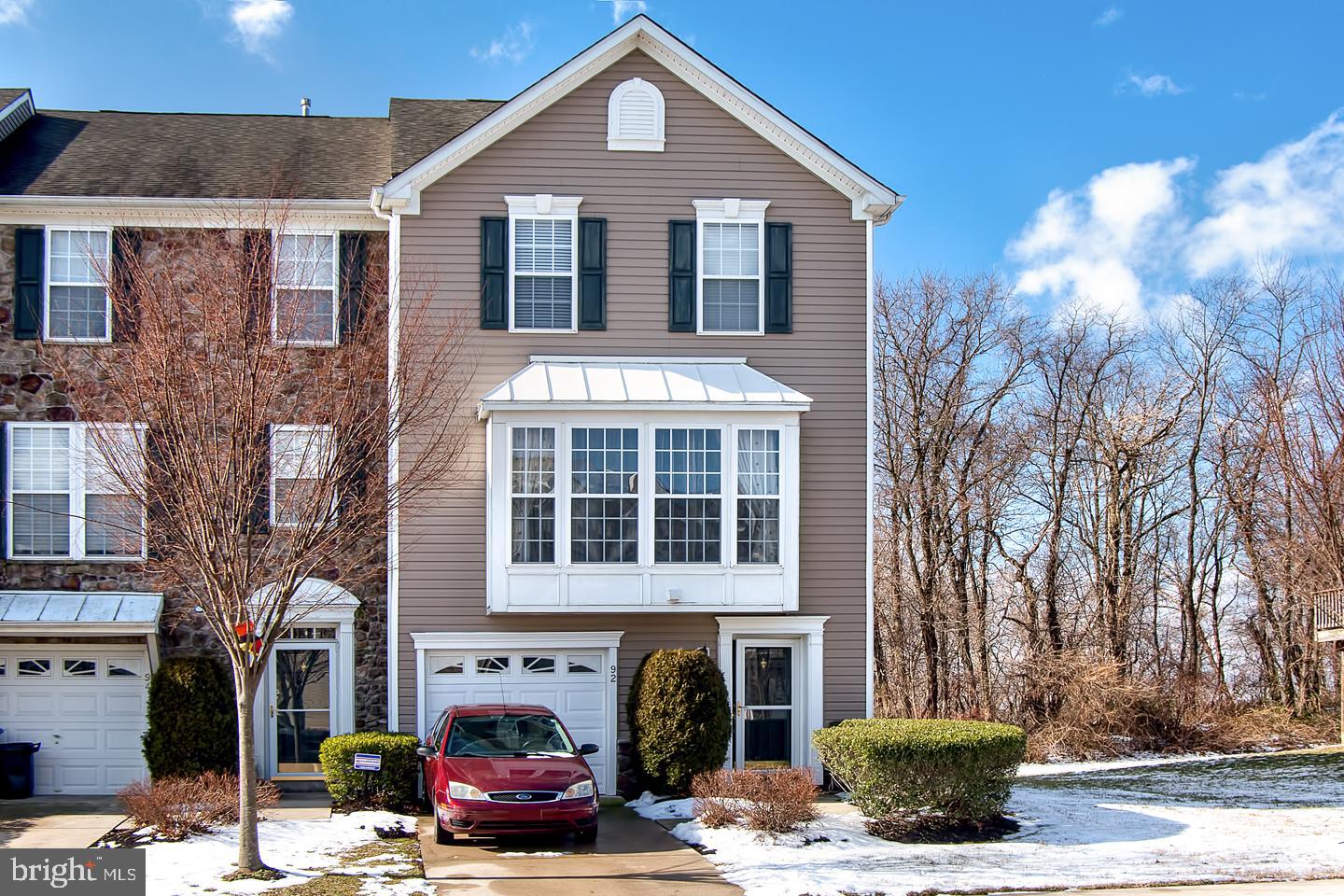 92 River Lane Riverside, NJ 08075 - Photo 1 of 24