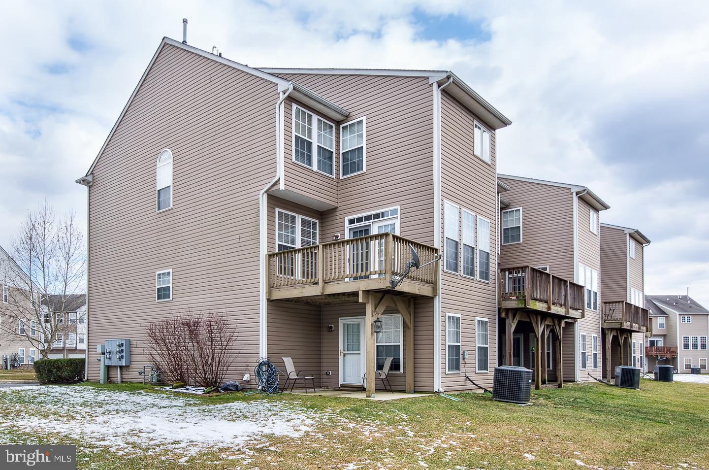 92 River Lane Riverside, NJ 08075 - Photo 4 of 24