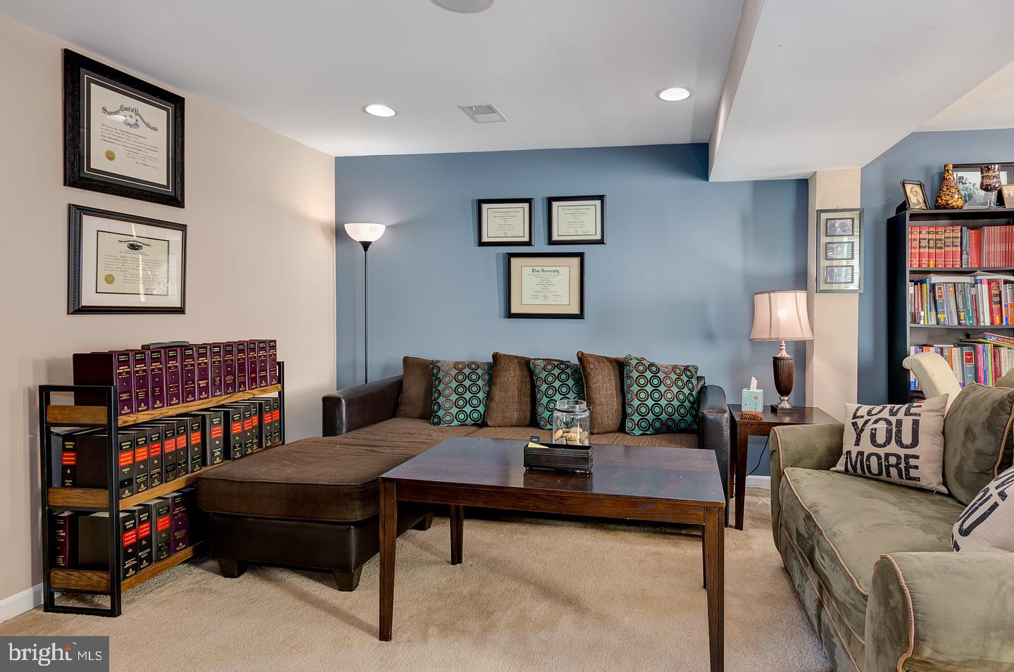 92 River Lane Riverside, NJ 08075 - Photo 10 of 24